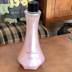 Dans un Jardin Foaming Bath Jolie 240ml new 😍